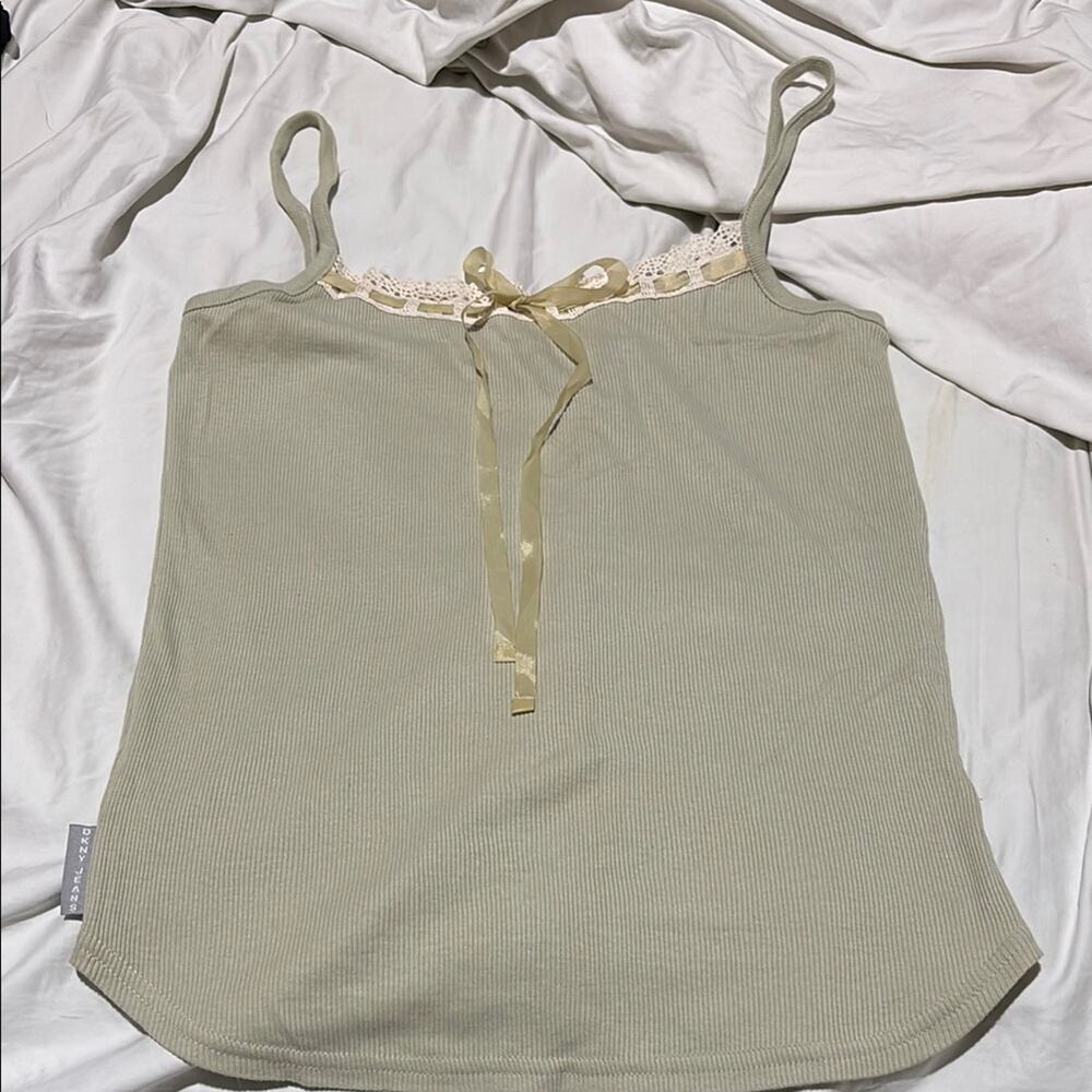DKNY Jeans L Women's sage Green Lace Trim Tank Top 💯cotton w/bow detail euc